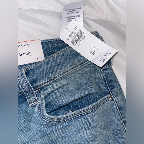 Hollister Curvy High Rise Super Skinny Jeans - Picture 3 of 6